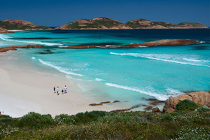 Lucky Bay Lucky Bay