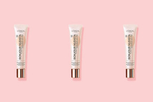 L'Oreal Bonjour Nudista Awakening Skin Tint L'Oreal Bonjour Nudista Awakening Skin Tint