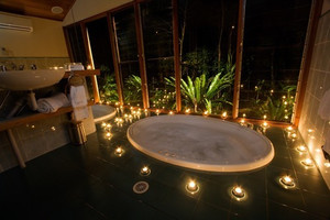 The Spa With Candles The Spa With Candles