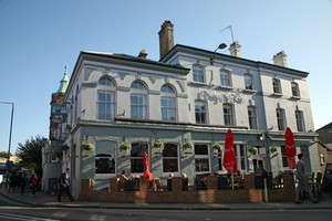 Dog & Fox Wimbledon Exterior Photo: Joanna Hall Dog & Fox Wimbledon Exterior Photo: Joanna Hall