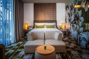 Deluxe Room Photo: Jennifer Johnston and Crowne Plaza Changi Airport Deluxe Room Photo: Jennifer Johnston and Crowne Plaza Changi Airport