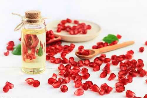 Pomegranate Seed Oil - Cold Pressed