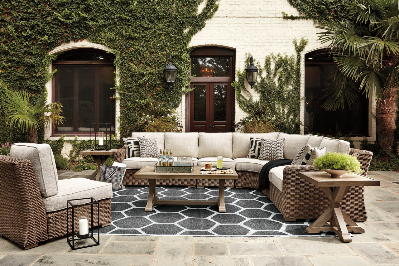 Beachcroft beige outdoor clearance living room set