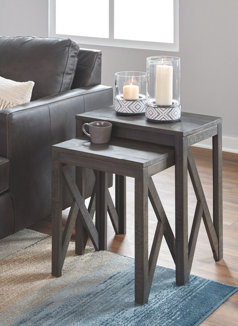 Emerdale Gray Accent Table Set