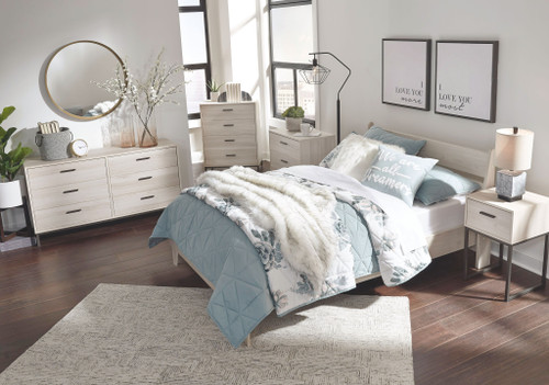 Socalle Natural 3 Pc. Dresser, Full Panel Platform Bed