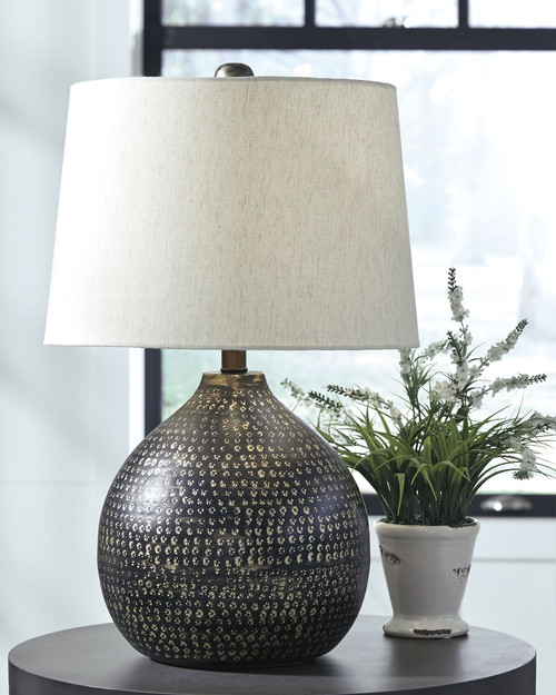 Maire Black/Gold Finish Metal Table Lamp