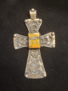 Hand Made Sterling Silver Cross Pendent w Bumble Bee Jasper
3.25" Tall from top of pendent loop
2" Wide Hand Made Sterling Silver Cross Pendent w Bumble Bee Jasper
3.25" Tall from top of pendent loop
2" Wide