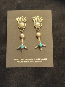 Sterling Silver Post Earrings w Turquoise
1.75" Long
.75" Wide Sterling Silver Post Earrings w Turquoise
1.75" Long
.75" Wide