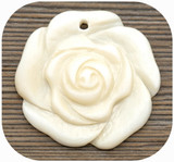 Approx. 33x34mm Freshwater Shell Carved Rose Pendant