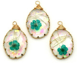Approx. 28x17mm Brass & Resin Floral Oval Pendant, Teal/Gold (See Photos for Variation)