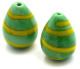2pc 17x12mm Lampwork Glass Teardrop Beads, Green w/Swirled Yellow