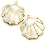 2pc Approx. 31x29mm Freshwater Shell Scallop Pendants