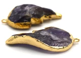 1pc Approx. 17-22x35-47mm Hand-Crafted Rough Amethyst Wing Pendant, Gold