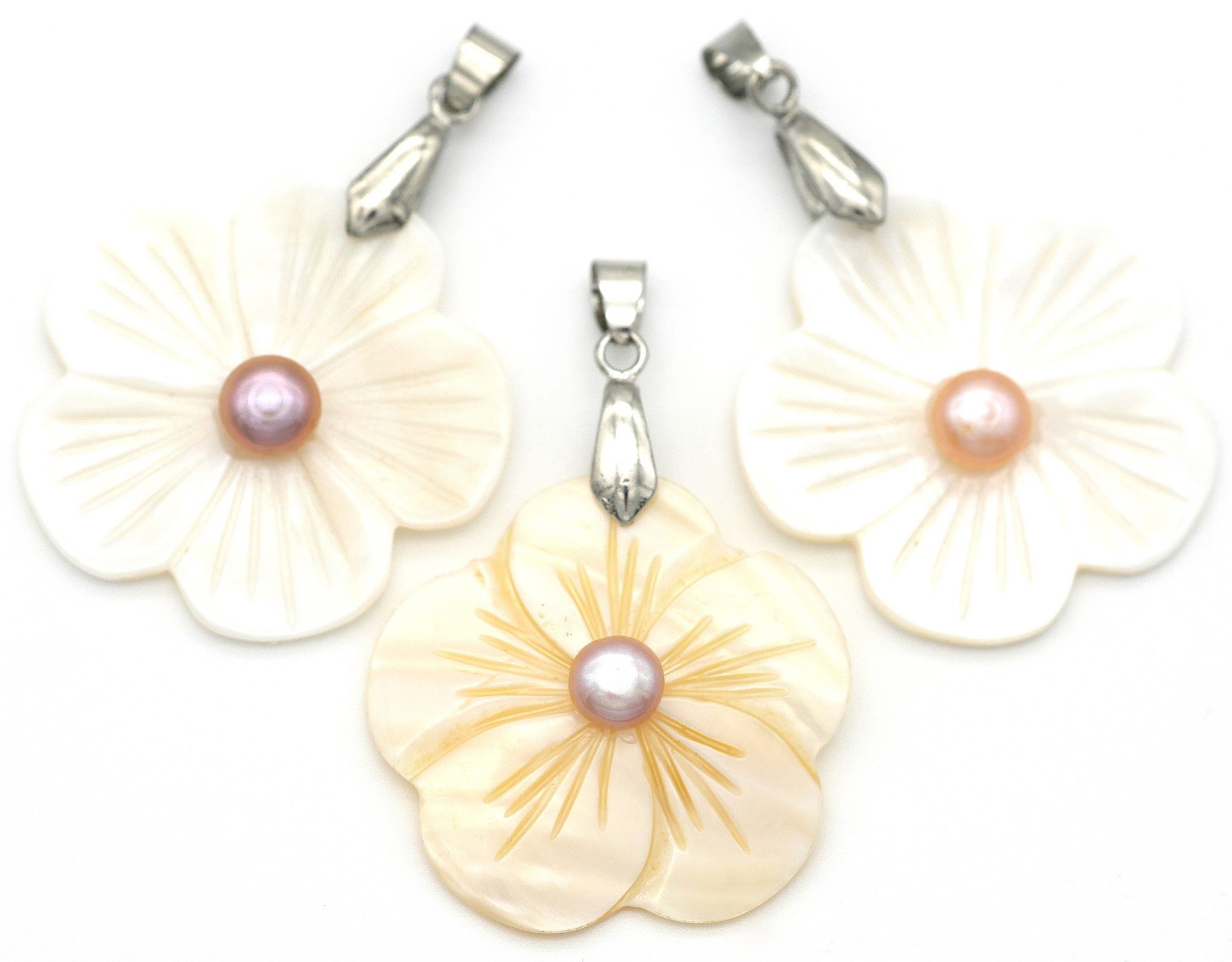 Maanesten - Freshwater Pearl Water Pendant - 2828a