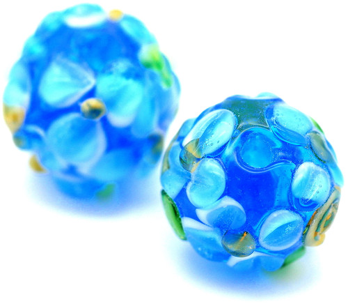 2pc Approx. 12x11mm Handmade Floral Lampwork Glass Round Beads, Blue