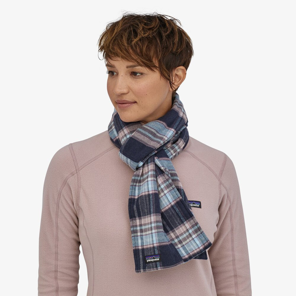 Kith Flannel Patchwork Scarf マフラー Fjord Flannel Patchwork Scarf - Black Mingo