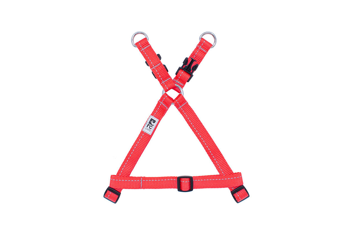 Primary Step in Harness - Red Primary Step in Harness - Red