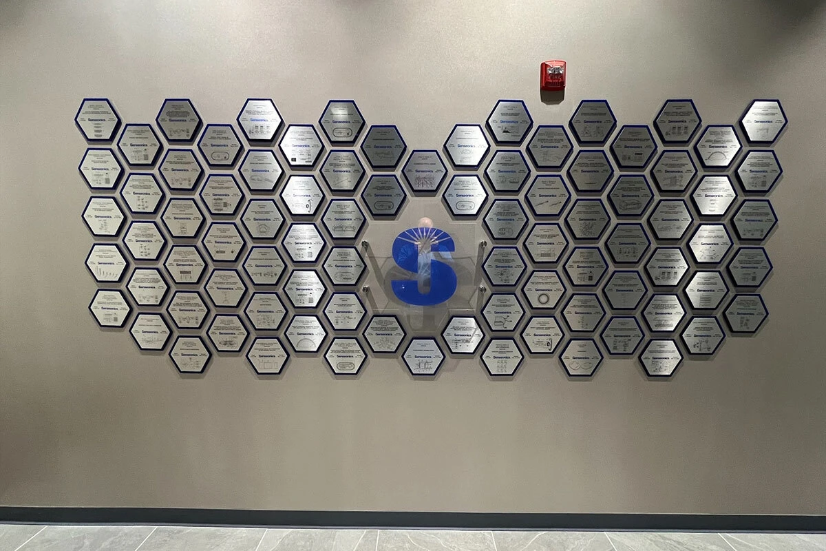 Blue acrylic hexagon patent wall with aluminum plates