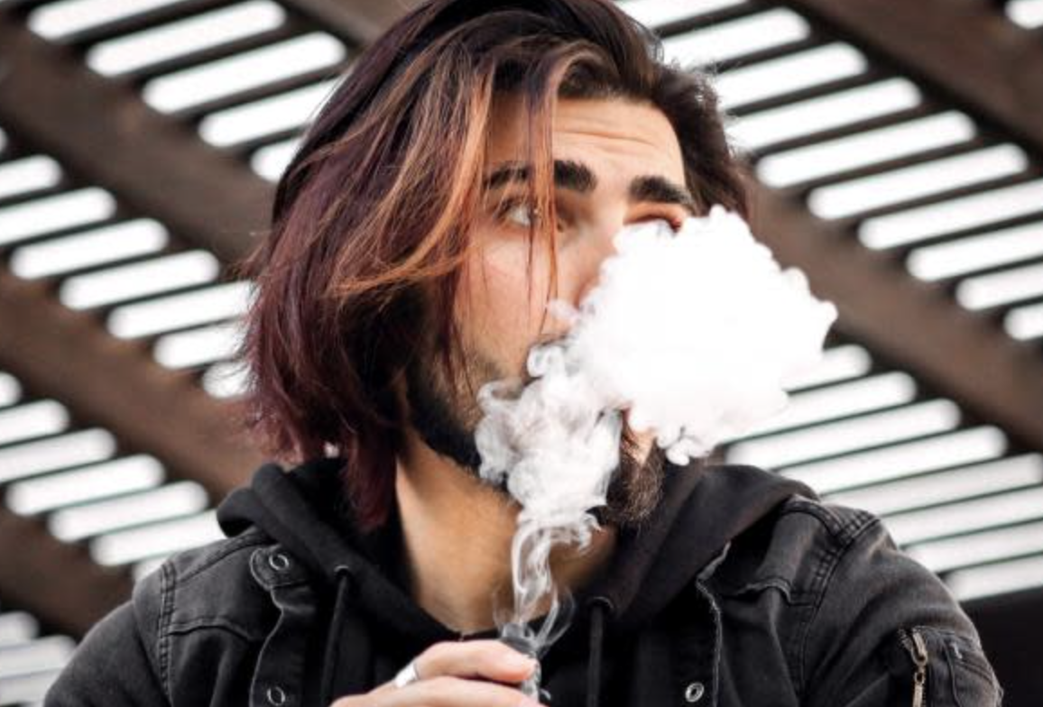 How Big Tobacco is Reacting to the Rise of Disposable Vapes