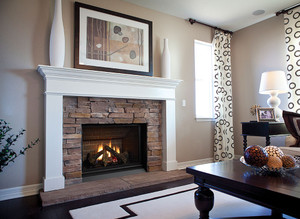 Regency Panorama P33CE Small Clean-Edge Traditional Gas Fireplace