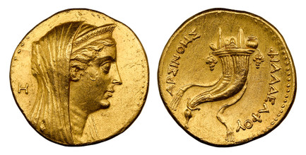 1084575 GREEK. PTOLEMAIC KINGS OF EGYPT. Arsinoe II Philadelphos. (Wife of Ptolemy II, died 270/268 BC). Posthumous issue under Ptolemy II, Struck circa 254/253 BC. AV Mnaieion – 'Oktadrachm'. NGC AU (About Uncirculated) Strike 5/5 Surface 2/5 Fin...
