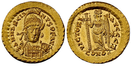 1084564 ROMAN IMPERIAL.  Marcian. (Eastern Roman Emperor, 450-457 AD). Struck 450-457 AD. AV Solidus. NGC Ch. MS (Choice Mint State) Strike 5/5 Surface 4/5.  Constantinople mint, 7th officina. 4.49gm. D N MARCIA-NVS P F AVG. Pearl-diademed, helmet...