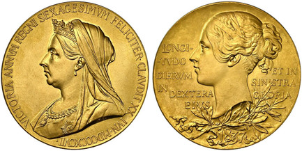 1083328 GREAT BRITAIN. Victoria. (Queen, 1837-1901). 1897 AV Medal of 28 Ducats Weight. NGC MS65.  Edge: Plain. 55mm. 95.26gm. VICTORIA ANNVUM REGNI SEXAGESIMVM FELICITER CLAVDIT XX IVN. MDCCCXCVII. Crowned and veiled bust left / LONGITVDO DIERVM ...