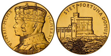 1084589 GREAT BRITAIN. George V. (King, 1910-1936). 1935 AV Medal of 36 Ducats Weight. NGC PR64.  By P. Metcalf. 57mm. 124.06gm. Conjoined crowned busts of the King and Queen Mary left / View of Windsor Castle on the reverse with the legend STET F...