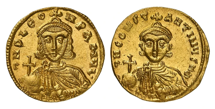 1087074 BYZANTINE.  Leo III. (Emperor, 717-741). Struck 720-740/1 AD. AV Solidus. NGC MS (Mint State) Strike 5/5 Surface 4/5 Brushed.  Constantinople, 9th officina. 4.41gm. d NO LEON PA MUL. Crowned facing bust of Leo, holding cross on globe and a...