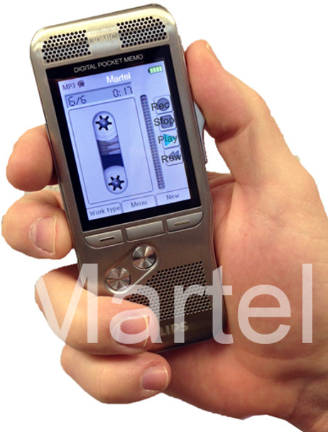 Court reporters digital recorder 5000 in a hand