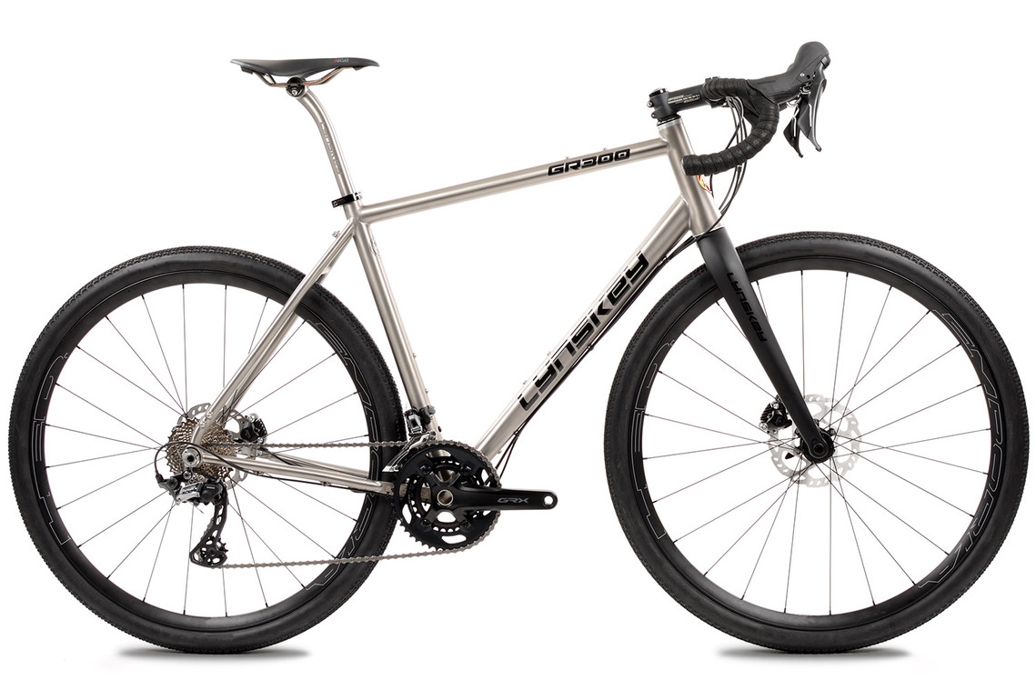 GR300 | External Cable Routing | Complete Bicycle