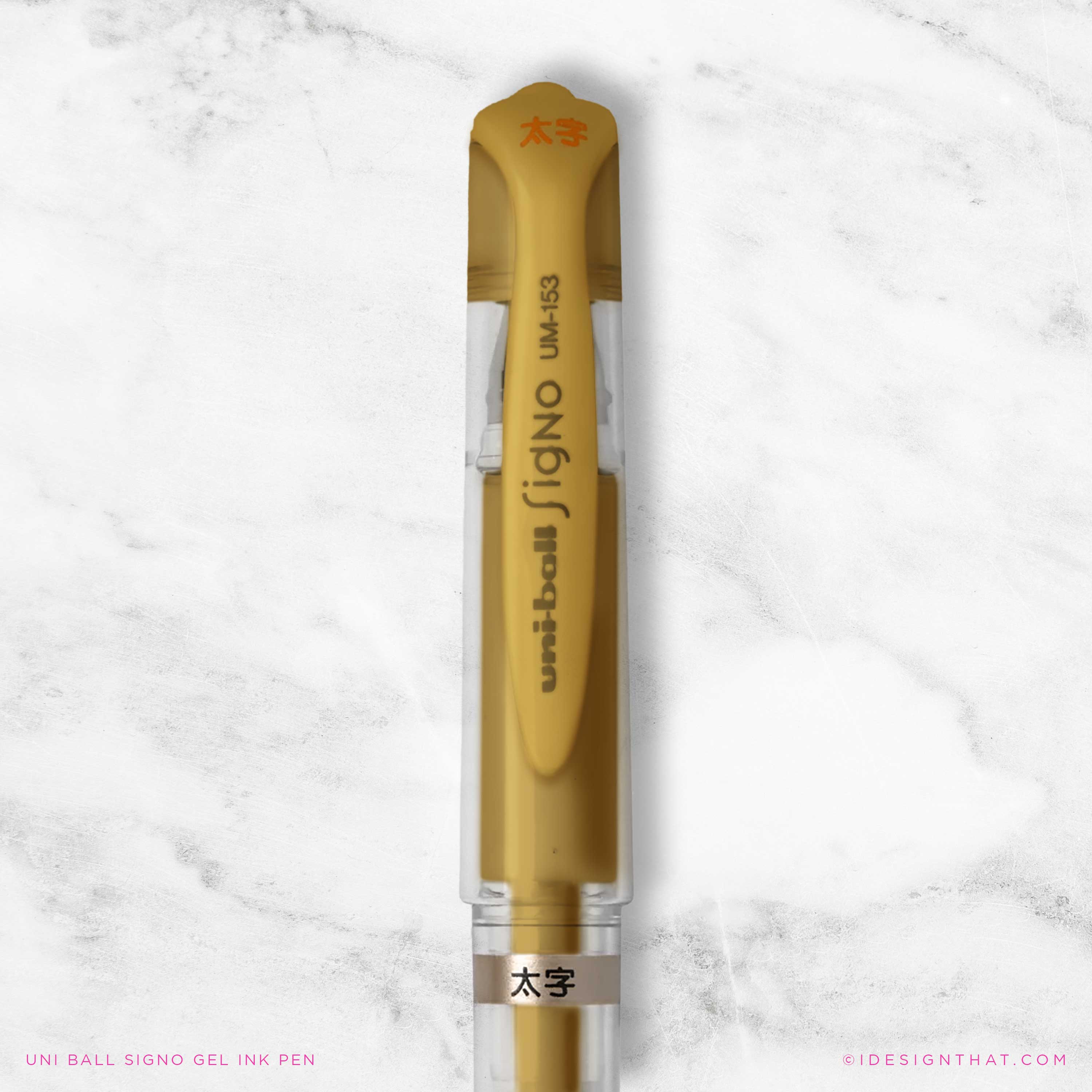 Uni-ball Signo Penna Gel Metallic Oro | Punta Metallo 1 Mm | Tratto 0,65 Mm | UM-153 Gold | Ideale Per Scrapbooking E Carta Scura