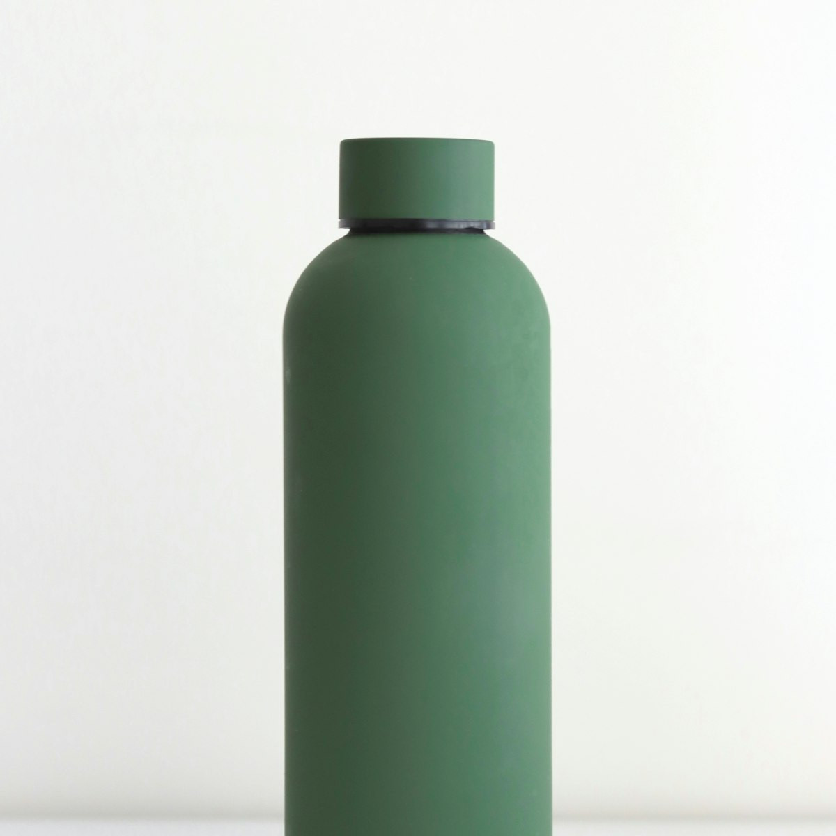Alpine Stainless Steel Flask 750ml outdoor lifestyle image