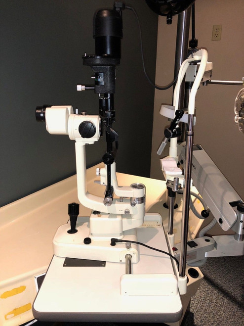 Topcon SL-7E Slit Lamp (Pre-Owned)