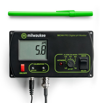 Milwaukee MC110 PRO pH Monitor Mid Range