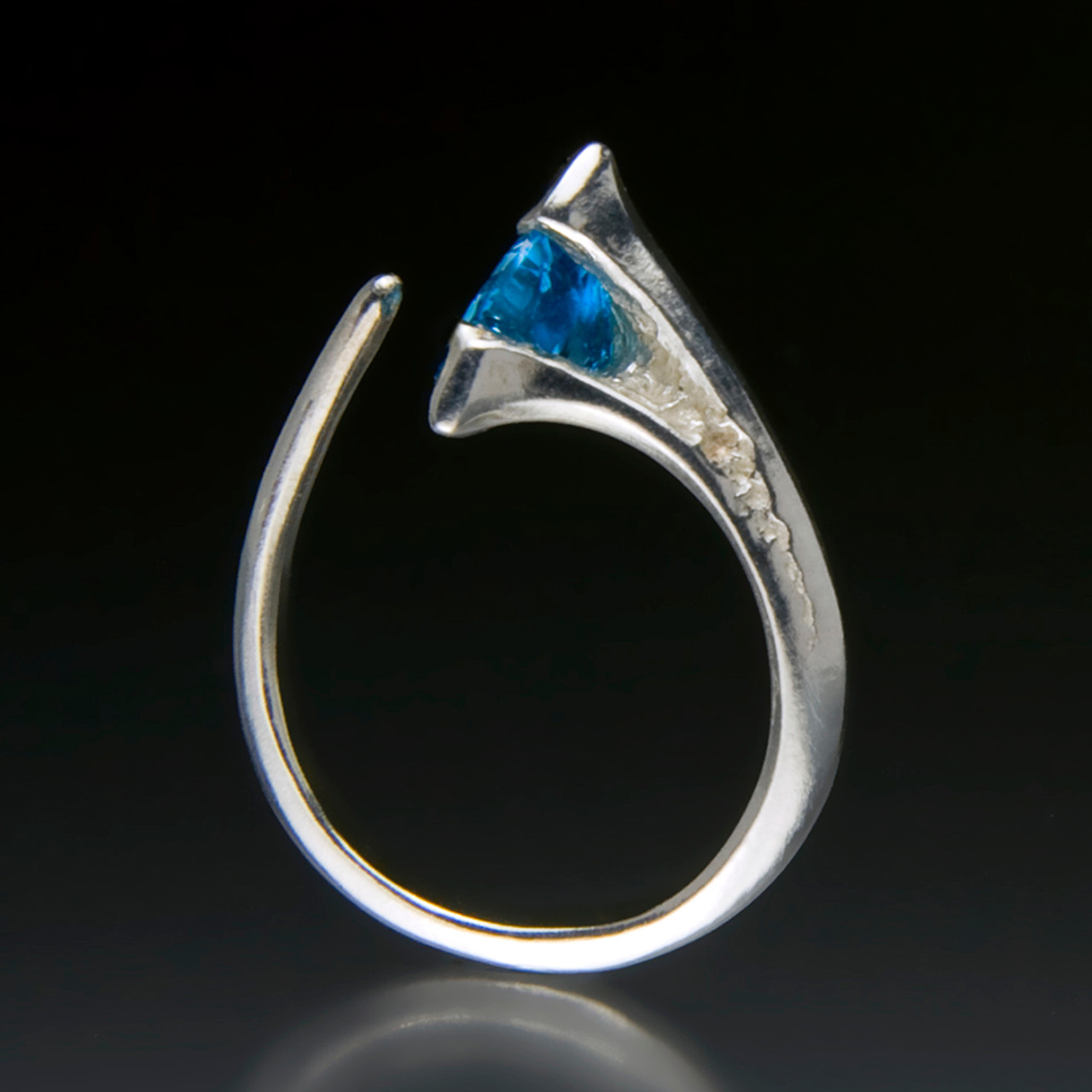 Aleksandra Vali's Infinite Hope Ring | Art Jewelry