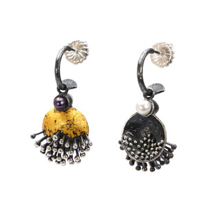 Gold and Silver Reversible Earring EO119 | Gold, Oxidized Silver, Pearl | Handmade Art Jewelry by So Young Park 