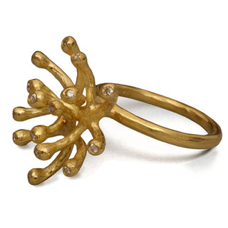 Starburst Gold Ring, Modern Art Jewelry by Liaung-Chung Yen