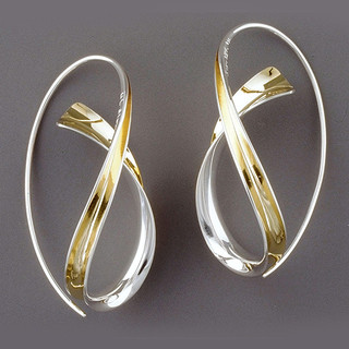 Crossing Earrings, Contemporary Jewelry by Nancy Linkin