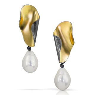 Modern Harmony Earrings from Suzanne Schwartz  | 22 Karat Gold Bimetal | Baroque Freshwater Pearl