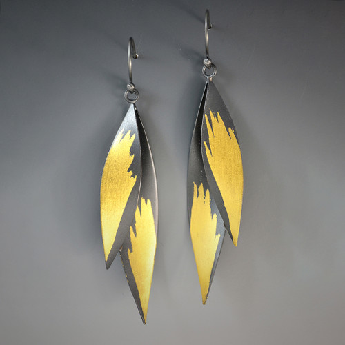 Contemporary Jewelry, Feather Earrings from Judith Neugebauer | Gold, Oxidized Sterling Silver