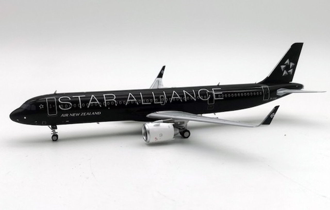 Inflight 200 Air New Zealand Star Alliance Airbus A321neo ZK-OYB with stand  Scale 1/200 IF321ZK1222