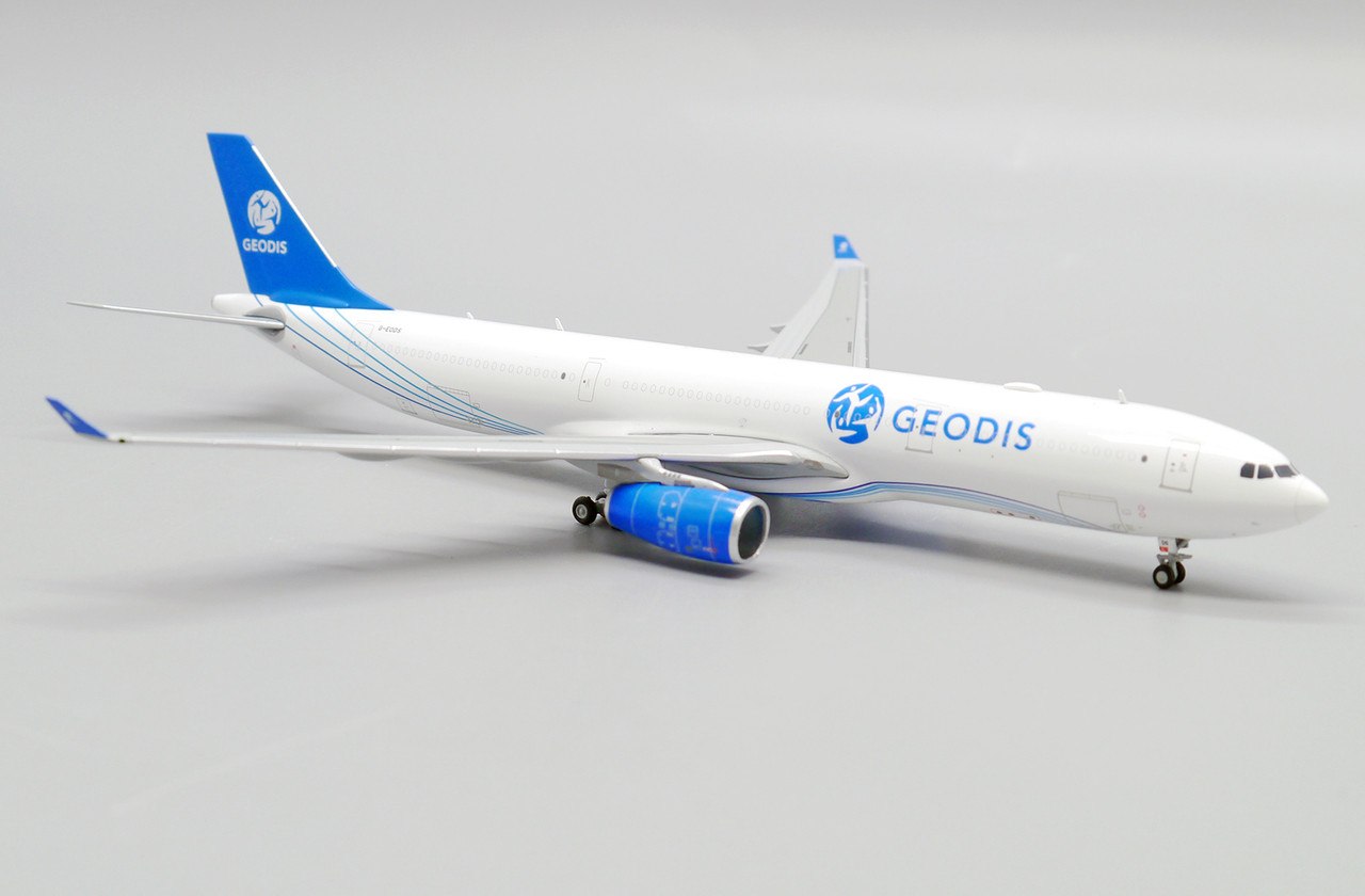 Airbus A330-300 1/400 | 航空機・ヘリコプター
