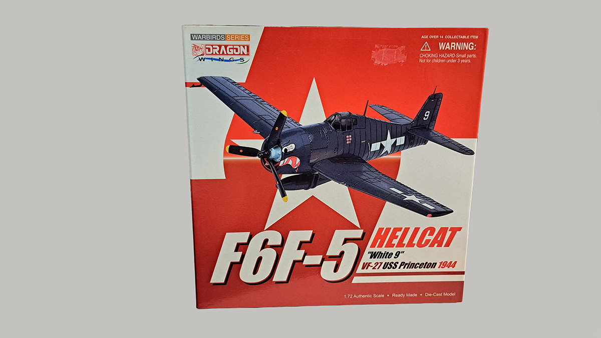 Dragon Wings Warbird Series Grumman F6F Hellcat “White Nine” VF-27