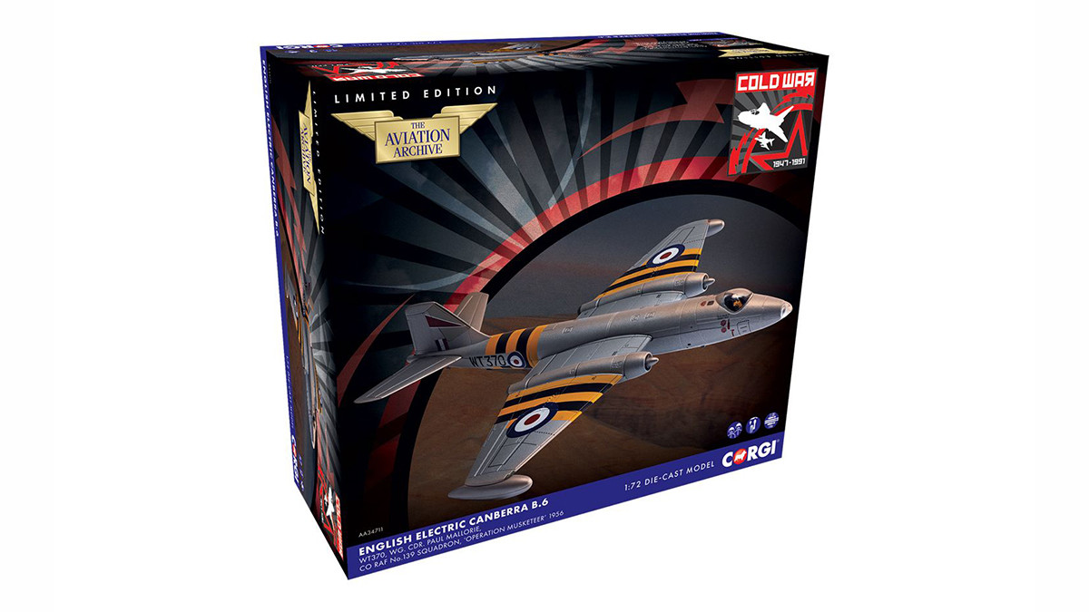 Corgi Aviation Archive English Electric Canberra B.6 WT370 Scale 1