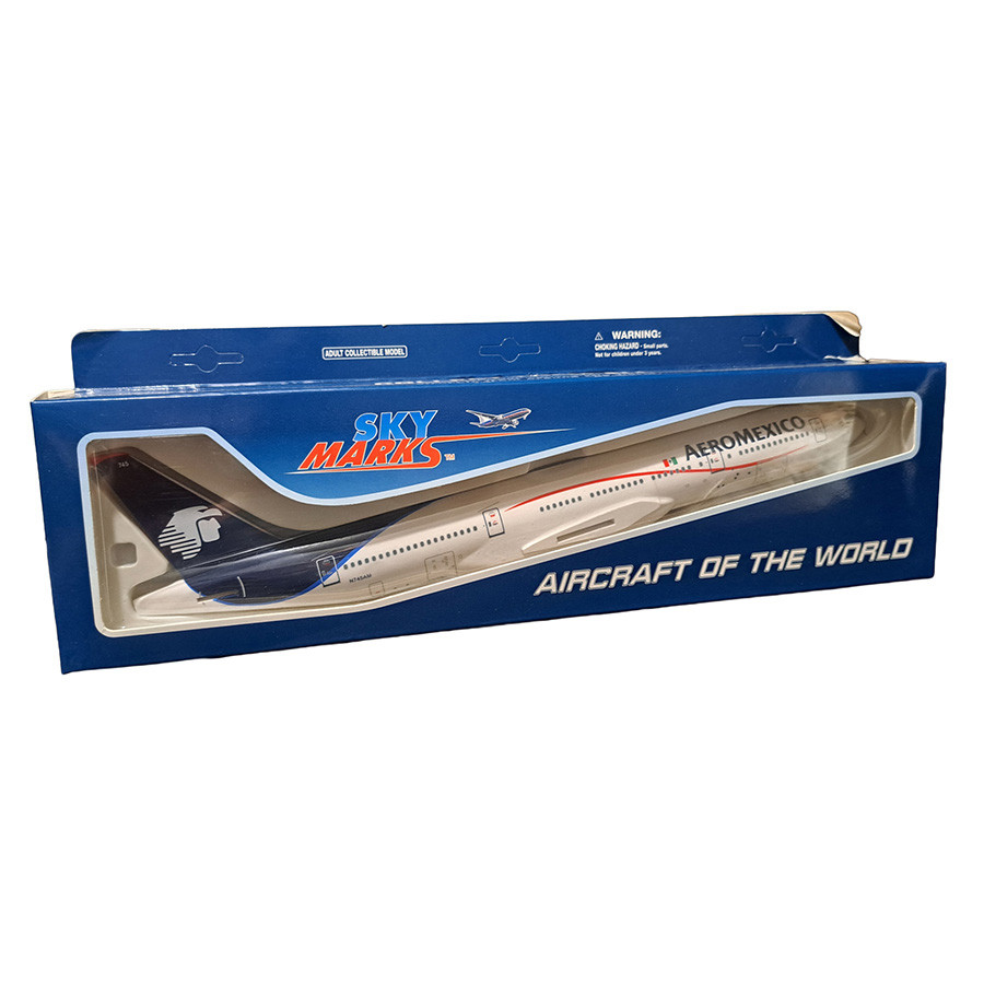 Skymarks Aeromexico Boeing 777-200 N745AM Scale 1/200 SKR270