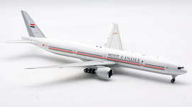 Inflight 200 Indian Air Force Boeing 777-300ER VT-ALV with stand Scale 1/200 IF773IAF1220