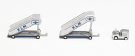 Herpa Wings KLM historic passenger stairs (2) with tractor (1) Scale 1/200 571883