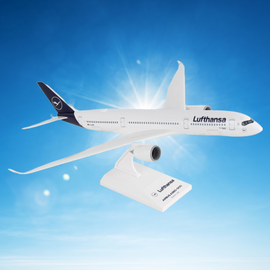 Skymarks Lufthansa Airbus A350-900 D-AIXM Scale 1/130 SKR1027