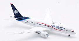 Inflight 200 Aeromexico Boeing 787-8 XA-AMX with Stand Scale 1/200 IF788AM1223